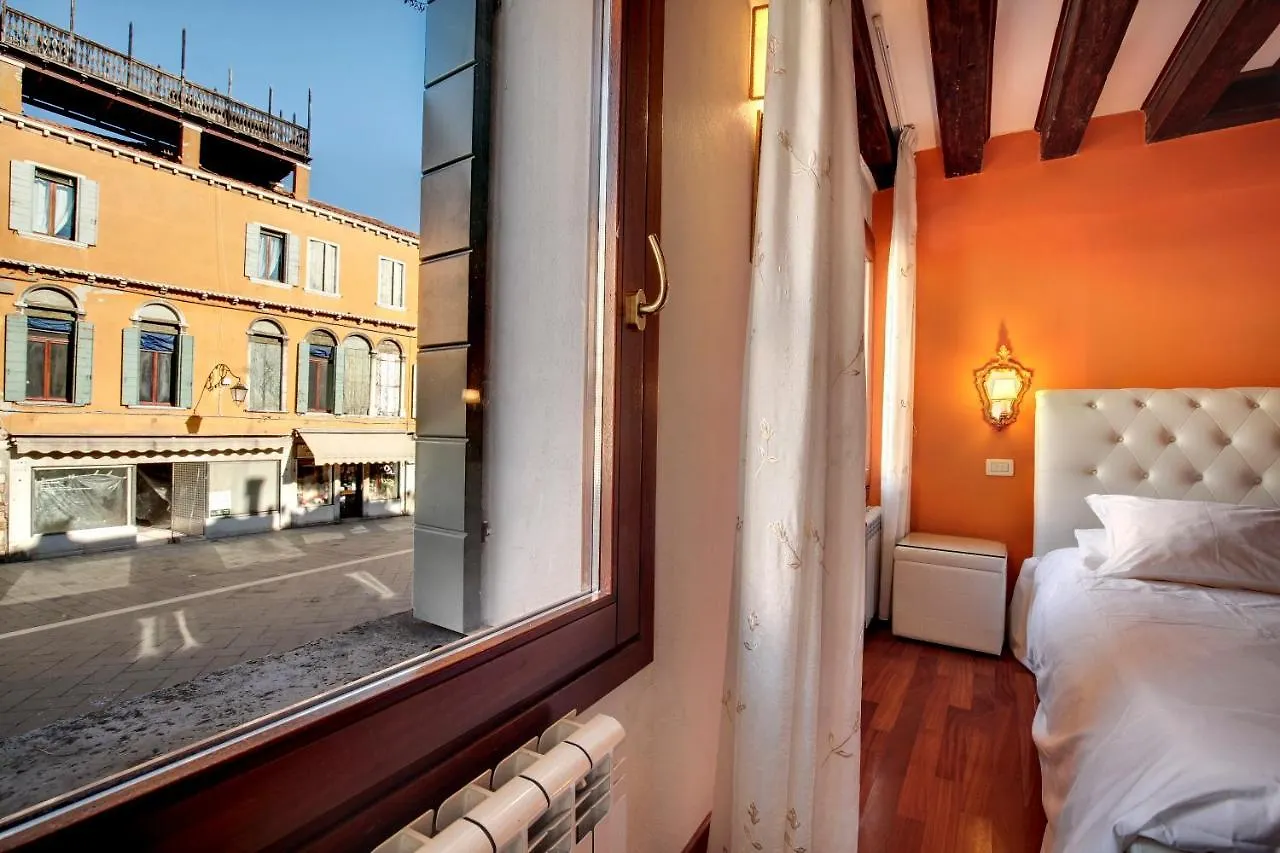 Ca'Pedrocchi By Bricola Apartments Венеция