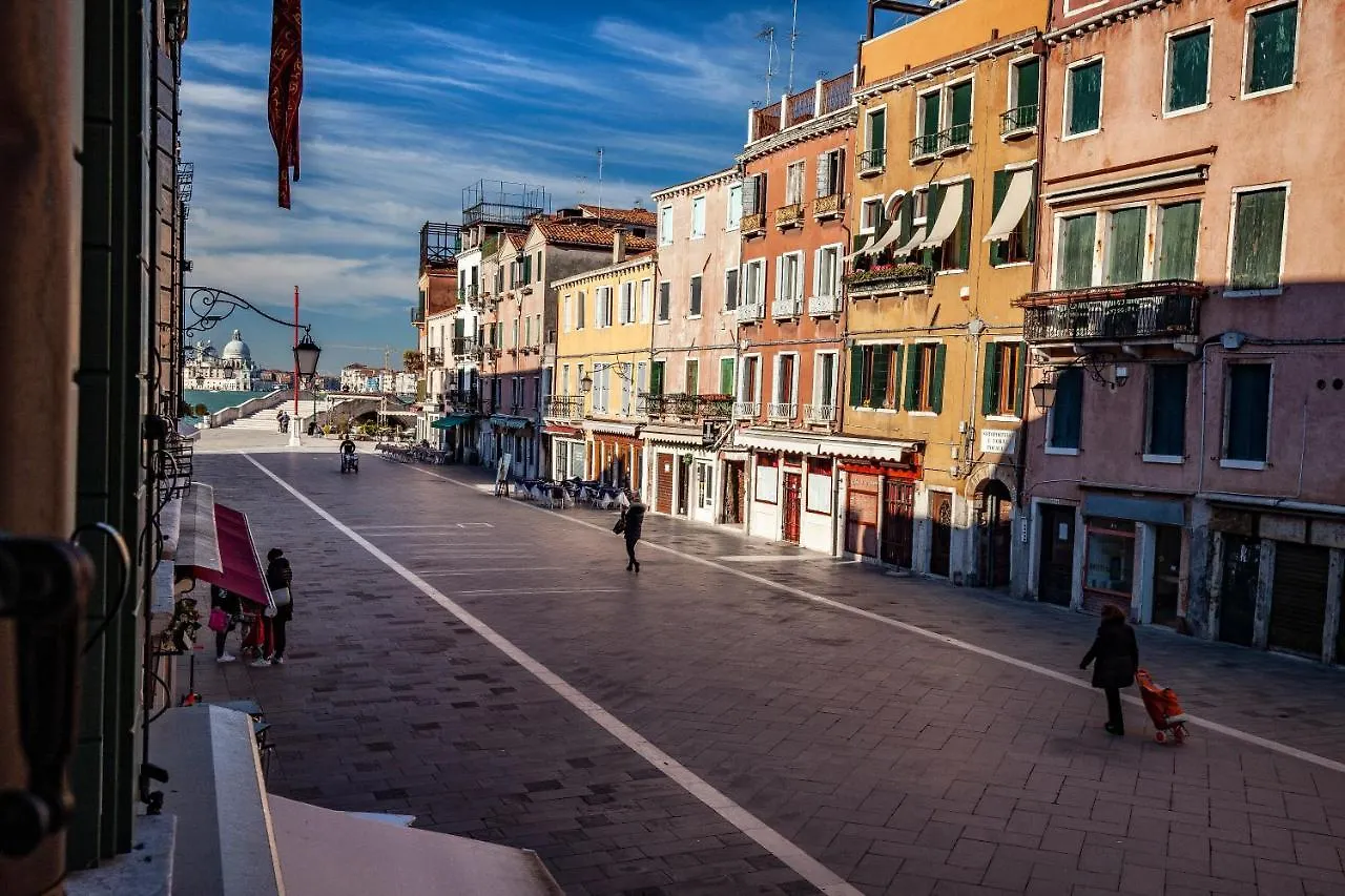 Ca'Pedrocchi By Bricola Apartments Venice Italy