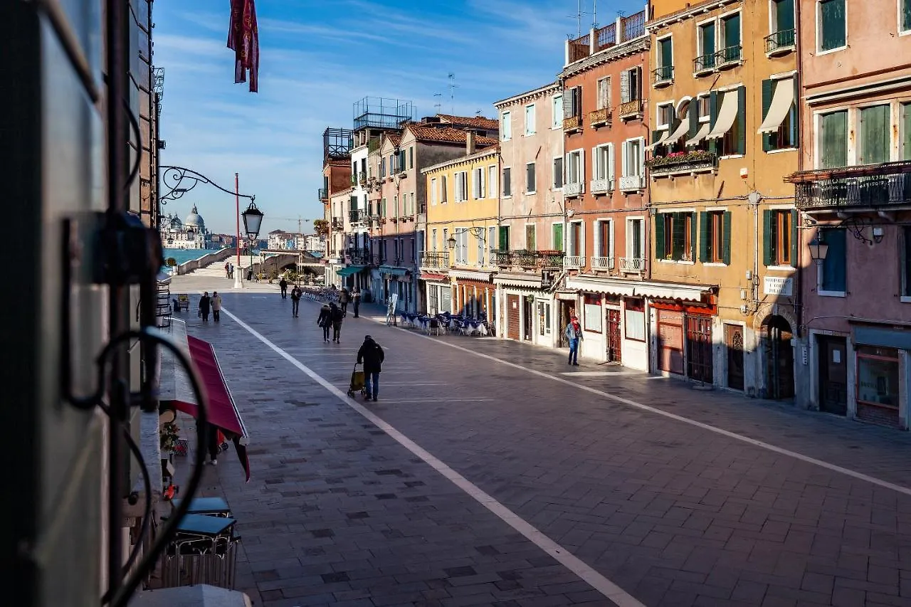 Ca'Pedrocchi By Bricola Apartments Venice