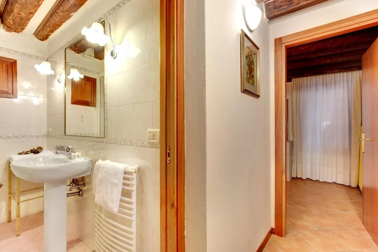 Ca'Pedrocchi By Bricola Apartments Venice Italy